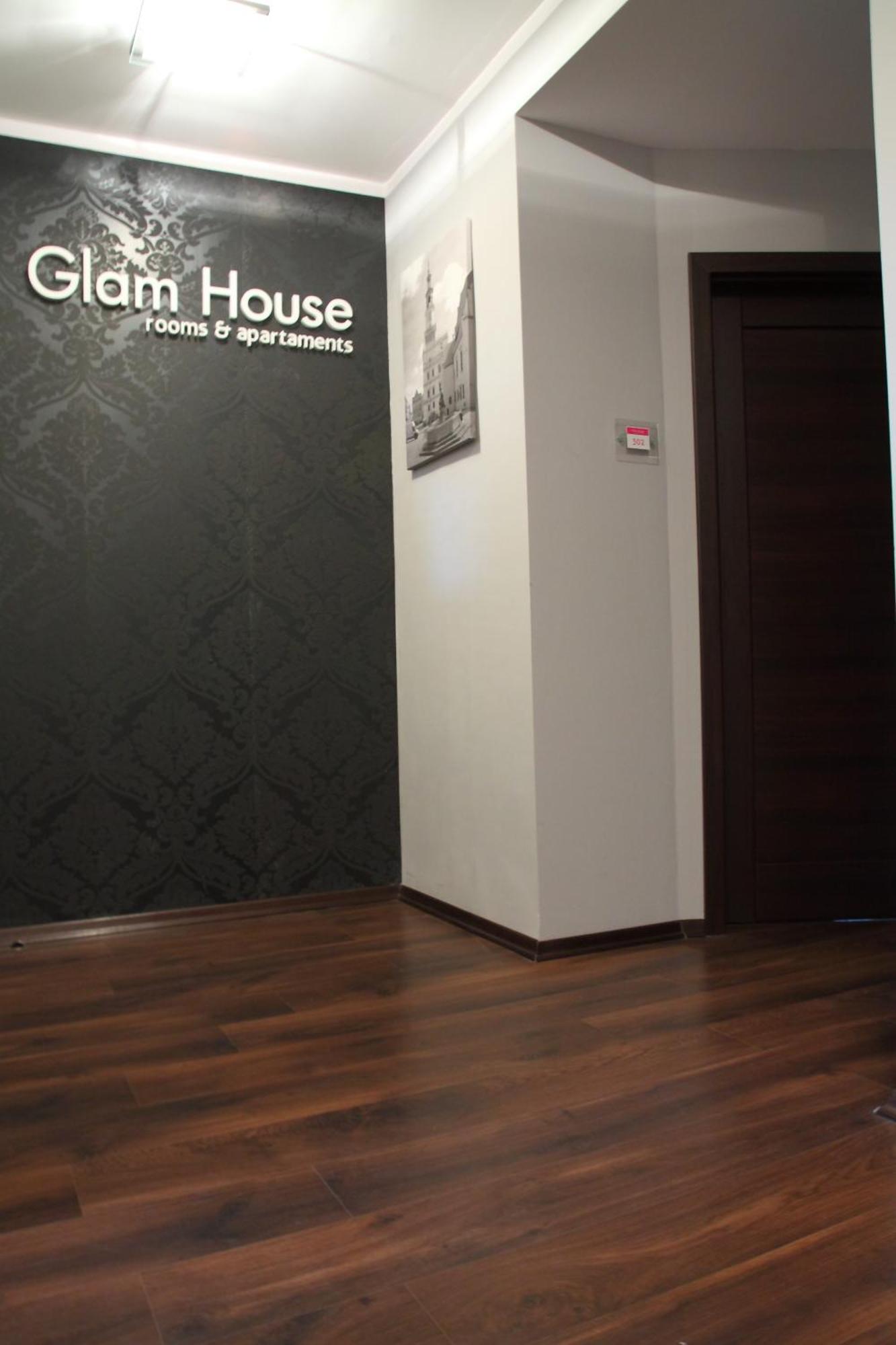 Apartment Glam House